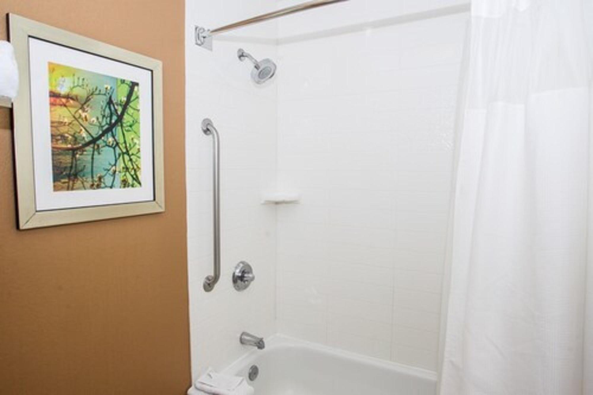 Fairfield Inn & Suites By Marriott Boston מילפורד מראה חיצוני תמונה