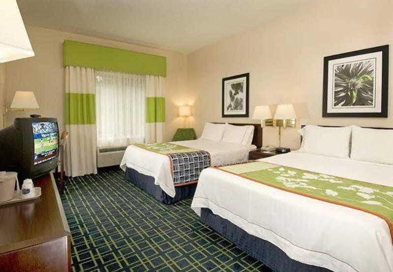 Fairfield Inn & Suites By Marriott Boston מילפורד מראה חיצוני תמונה